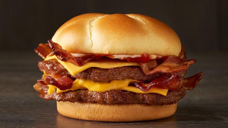 Checkers/Rally’s Baconzilla