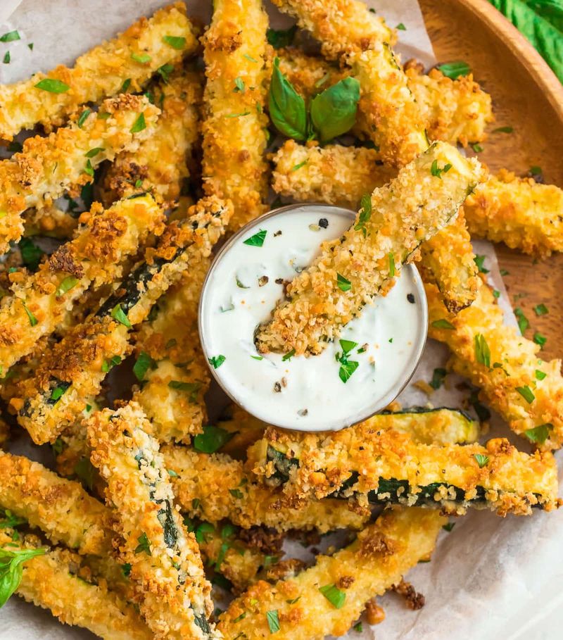 Crispy Zucchini Fries with Spicy Aioli