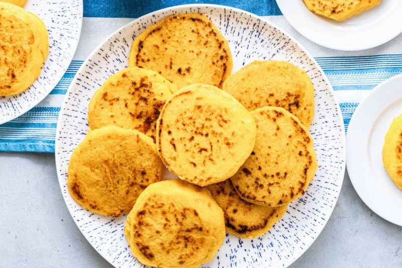 Arepa (Venezuela/Colombia)