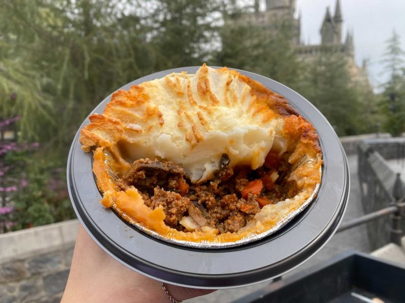 Shepherd’s Pie – Three Broomsticks, Hogsmeade