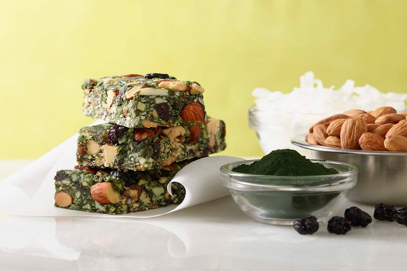 Spirulina Almond Squares