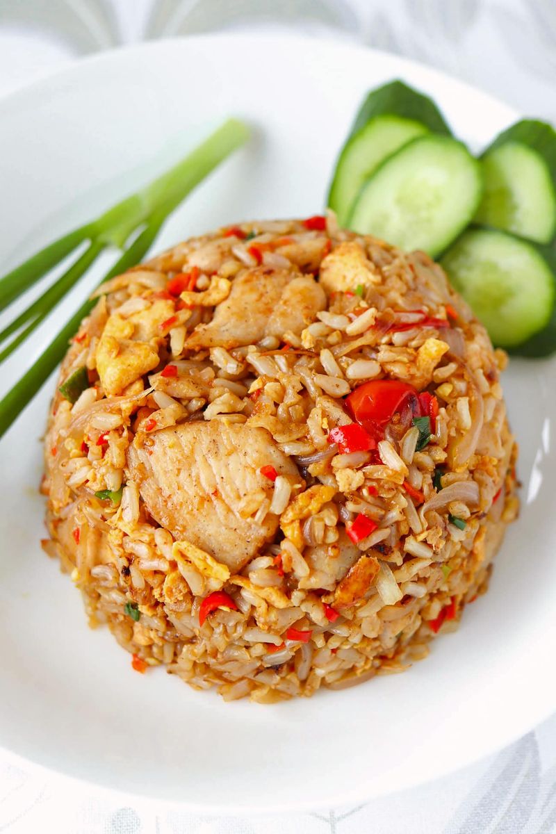 Khao Pad (ข้าวผัด)