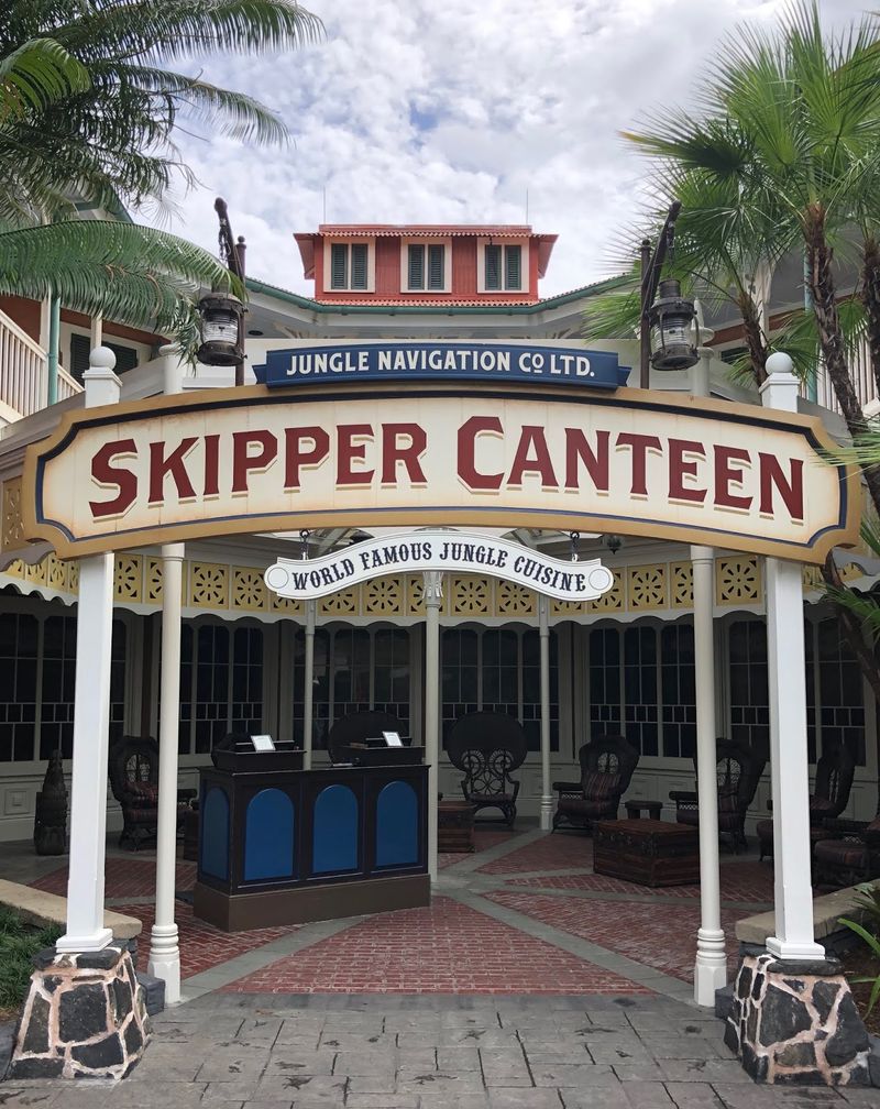 Skipper Canteen (Magic Kingdom – Adventureland)