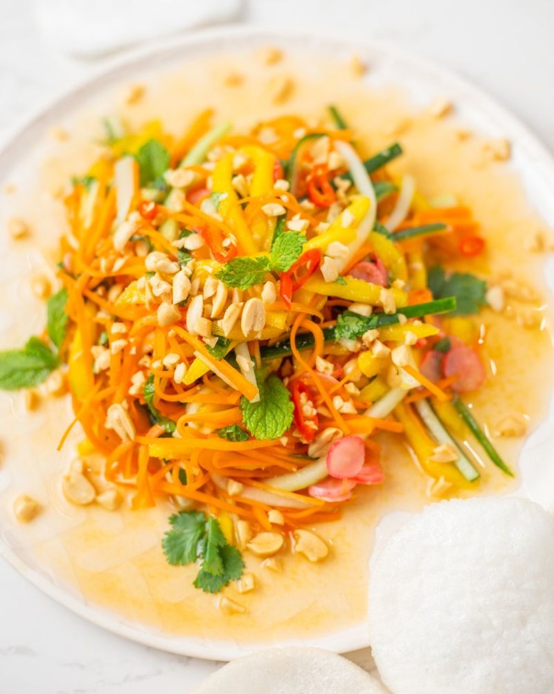 Gỏi Xoài (Green Mango Salad)