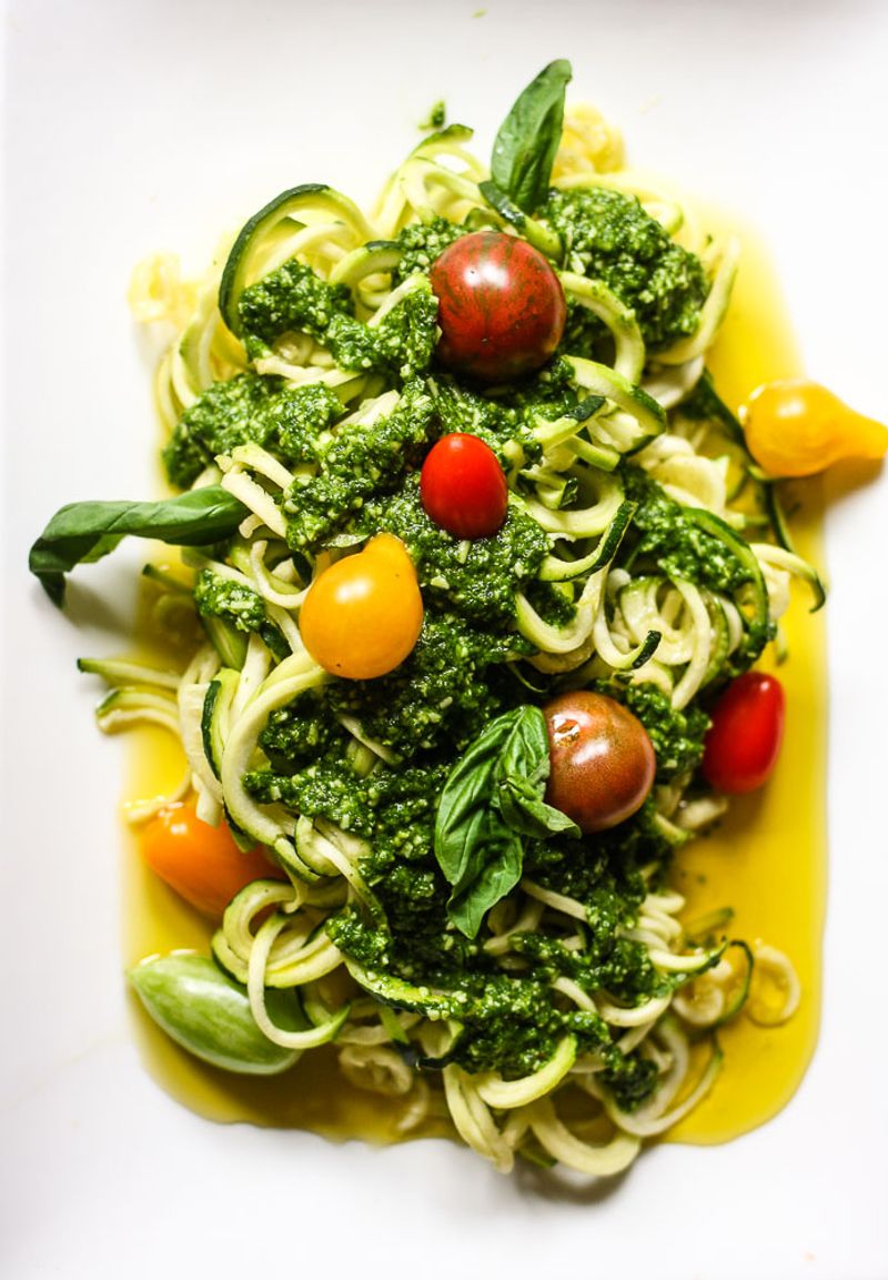 Zucchini Noodles with Pesto and Cherry Tomatoes