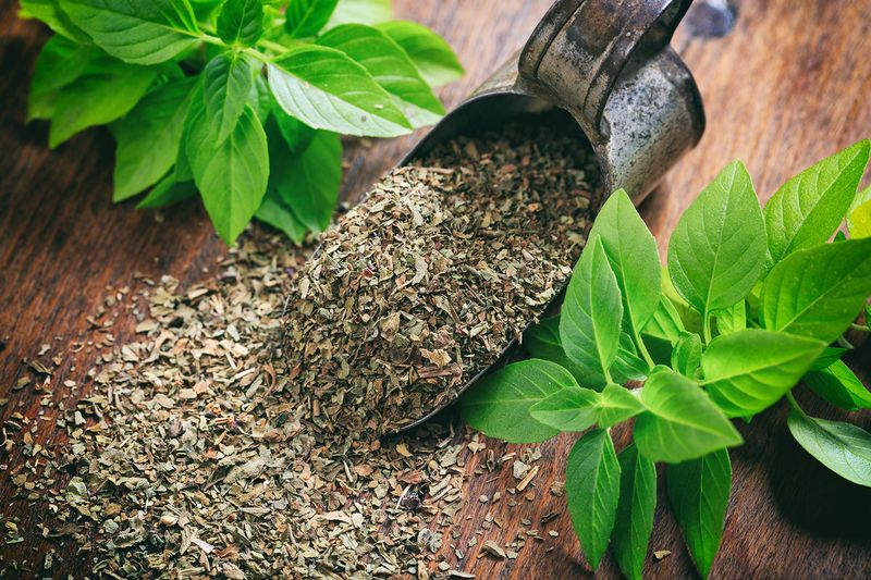 Dried Basil
