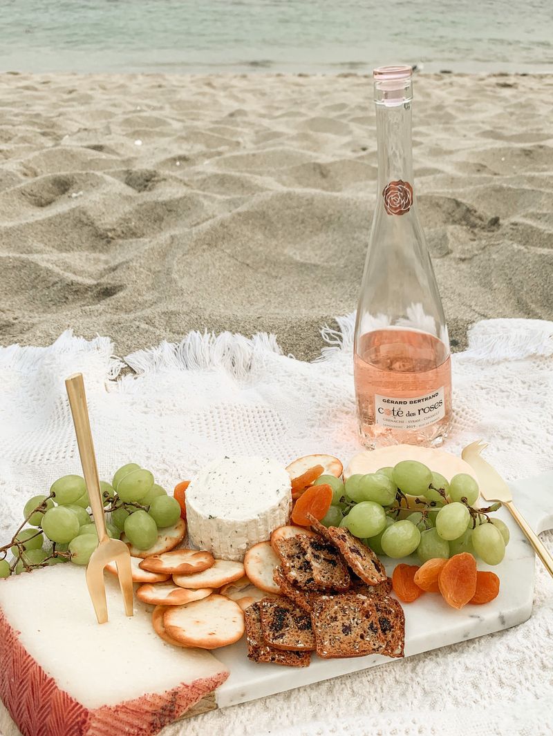 Cheese Cubes with Grapes