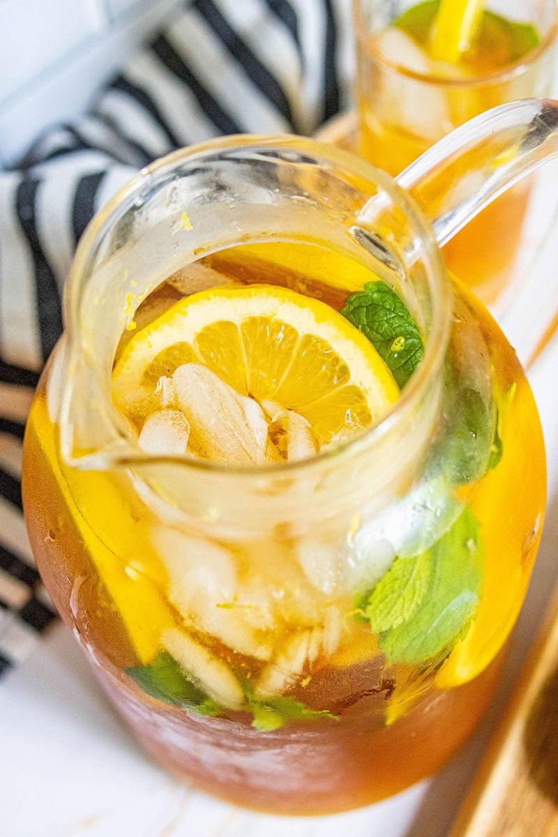 Iced Tea or Lemonade