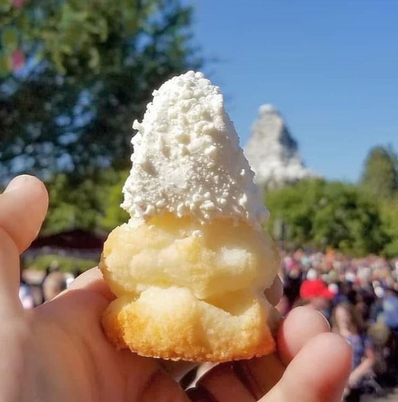 Matterhorn Macaroon