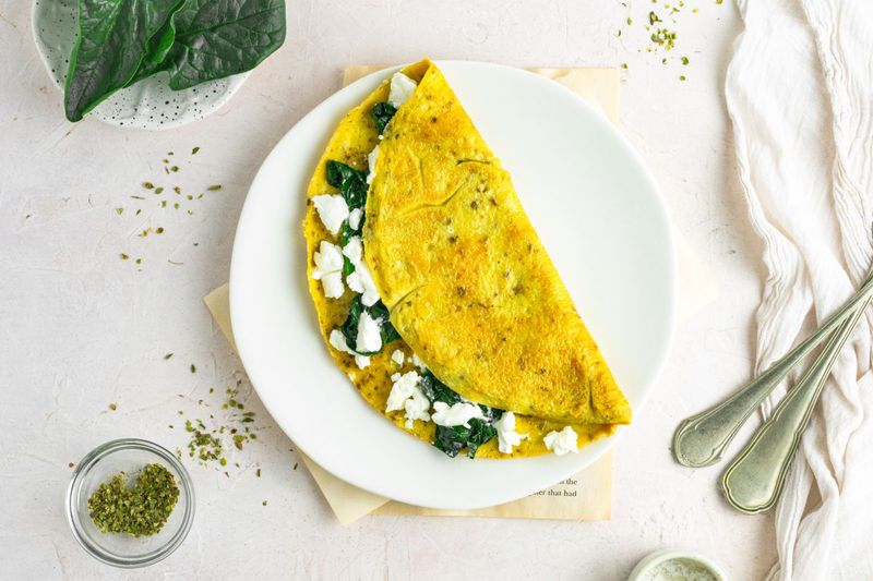 Cheesy Omelet with Spinach