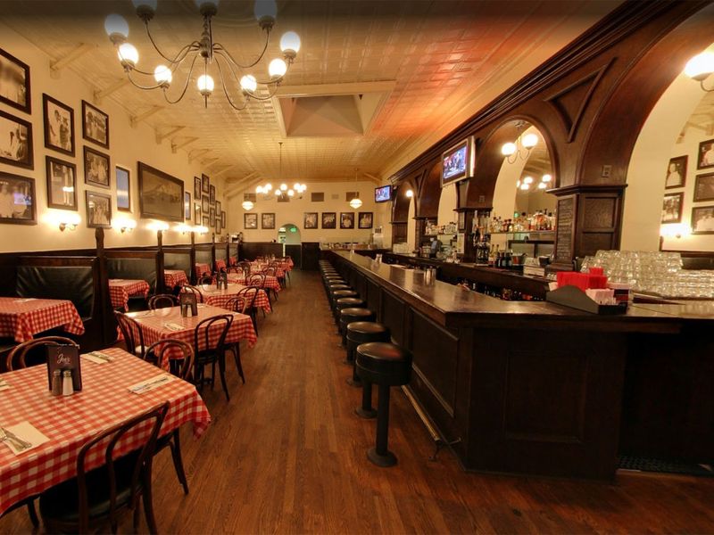 Joe’s Café