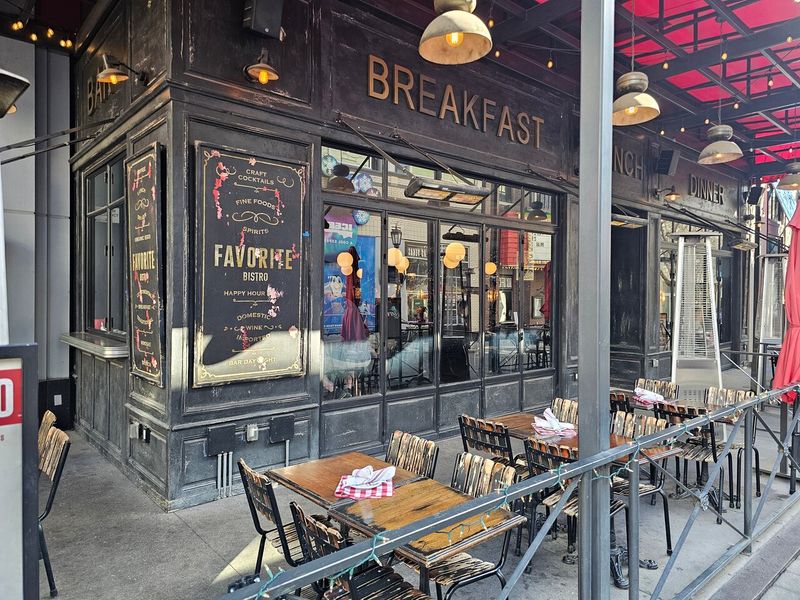 Favorite Bistro