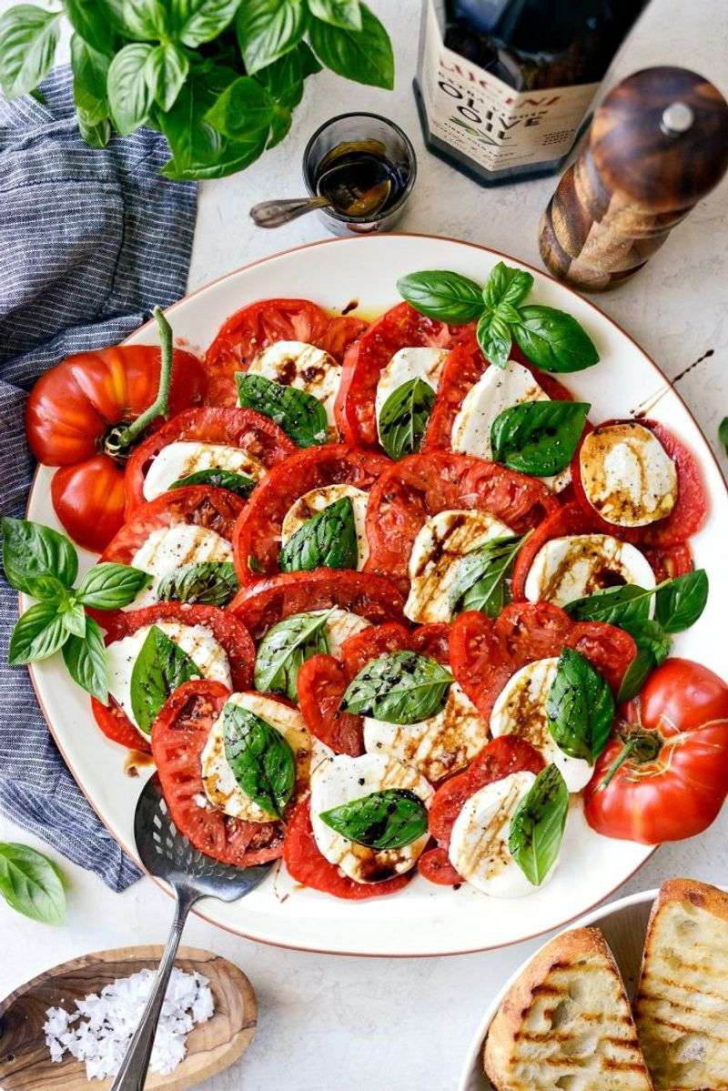 Caprese Salad with Balsamic Glaze