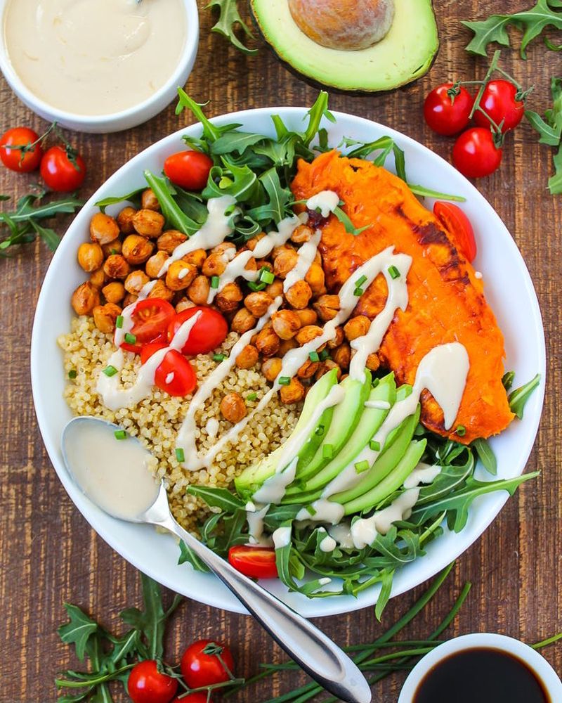 Quinoa Bowl with Roasted Chickpeas and Avocado