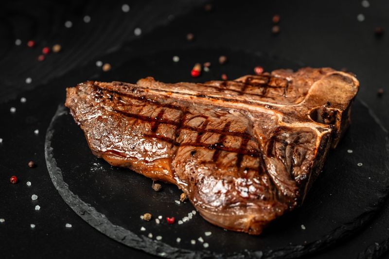 The Melbourne Porterhouse (20 oz)