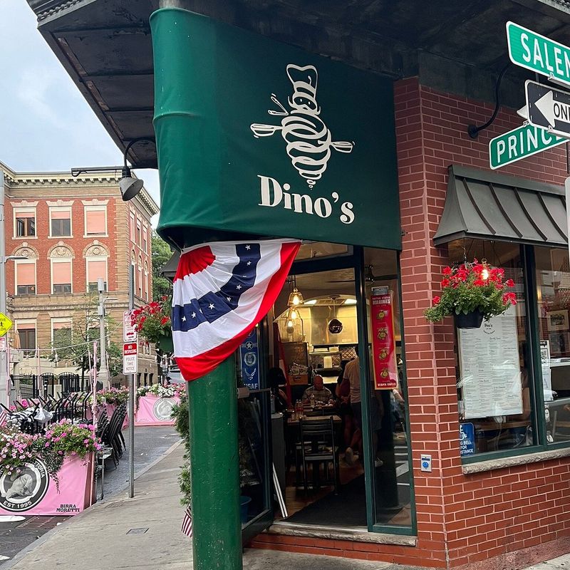 Massachusetts – Dino’s Cafe (Boston, North End)