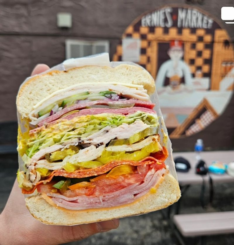 Michigan – Ernie’s Market (Detroit)