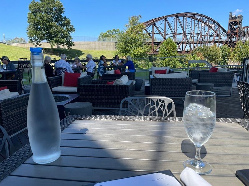 The Root Café (Little Rock, Arkansas)