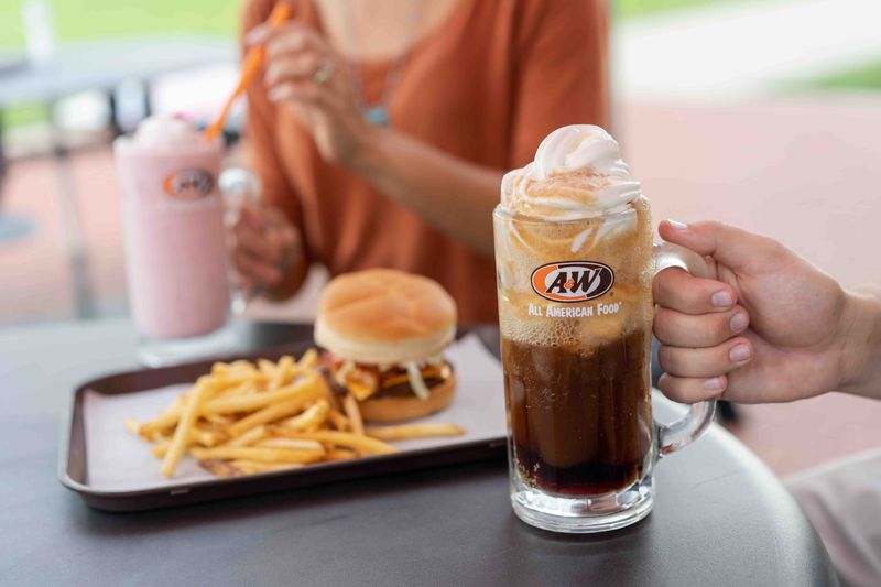 A&W Root Beer Float – Canada/USA