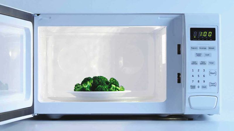 The microwave kills nutrients