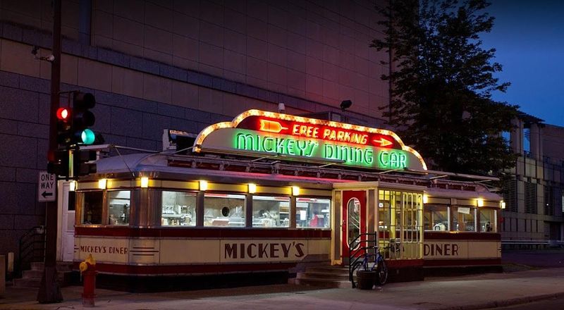 Minnesota – Mickey’s Diner (St. Paul)