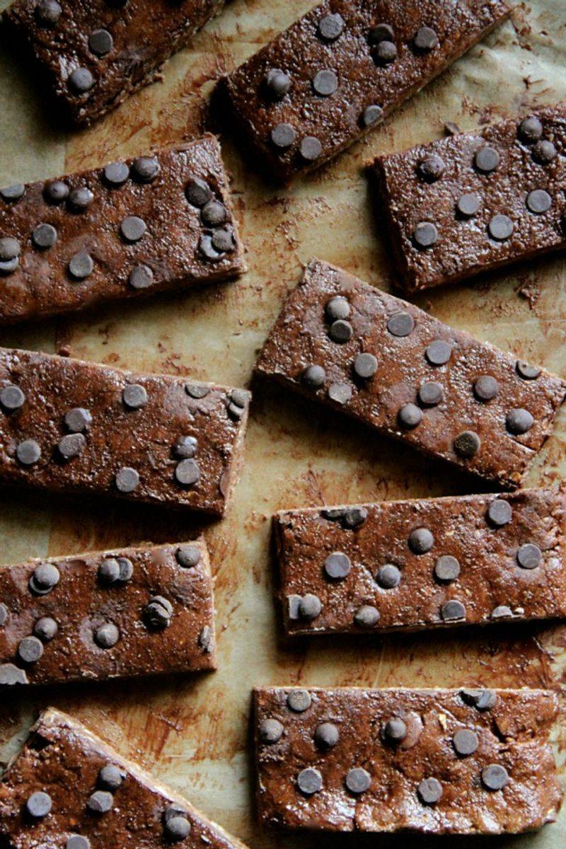 Double Chocolate Chunk Bars