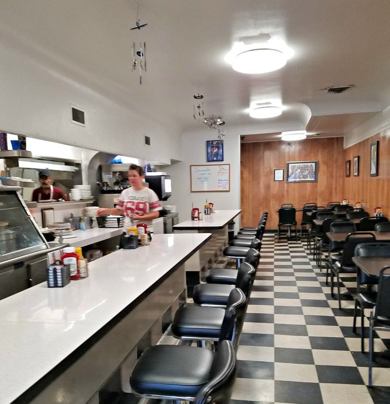 J’s Prairie Rose Café - Wyoming