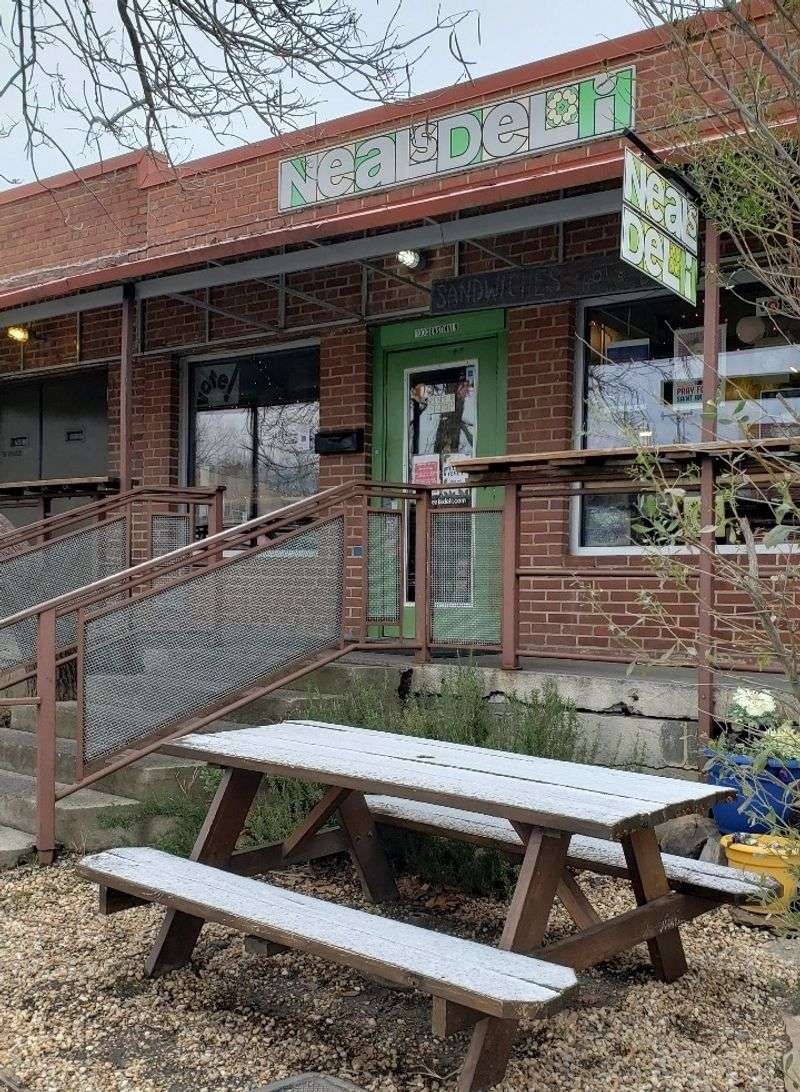 North Carolina – Neal’s Deli (Carrboro)