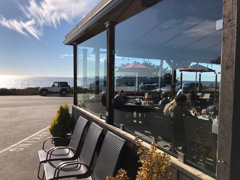 Moonstone Beach Bar & Grill – Cambria