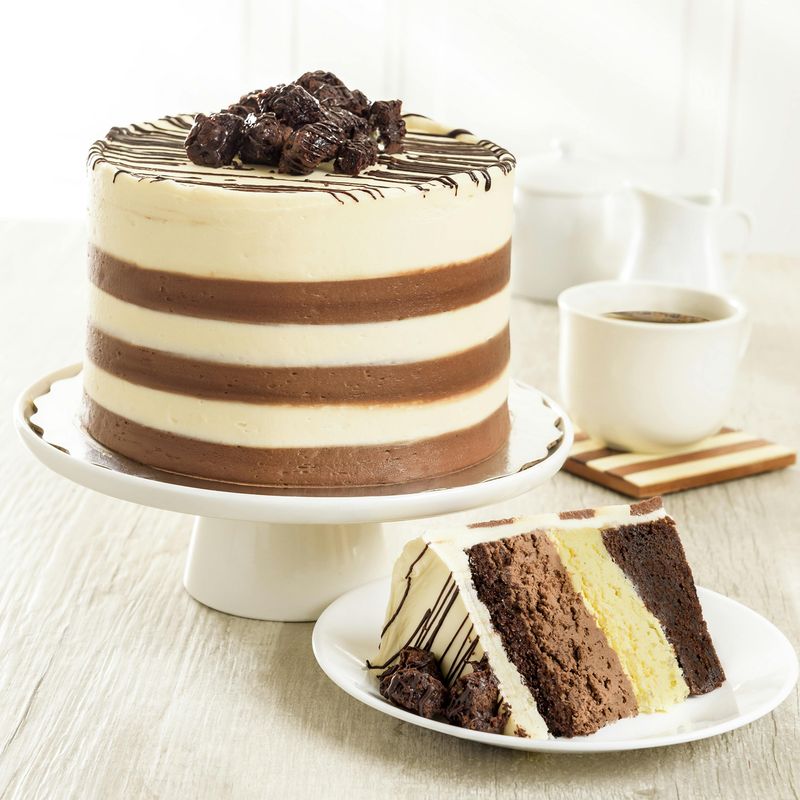 Brownie Cheesecake Layer Cake