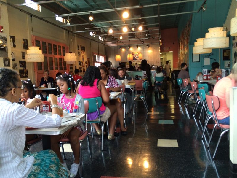 Pennsylvania – Pamela’s Diner (Pittsburgh)