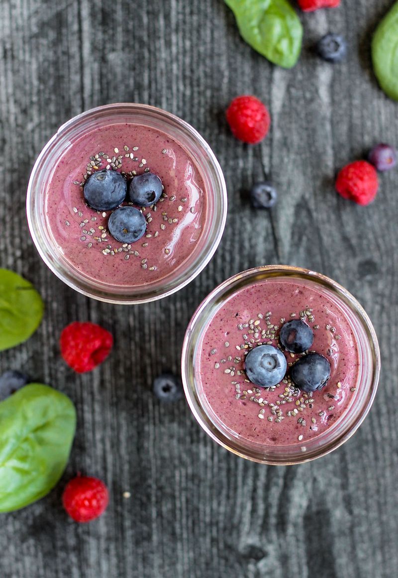 Smoothie With Protein Powder, Spinach, Berries, and Flaxseed