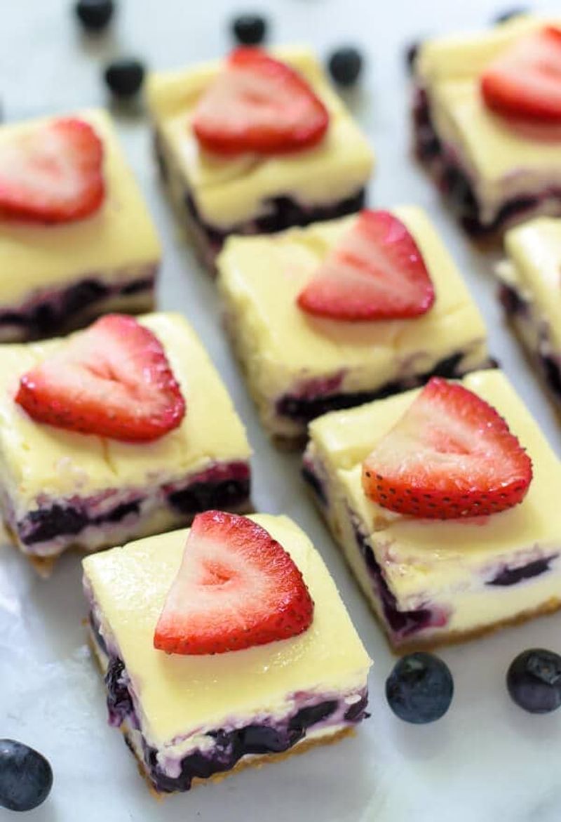 Berry Cheesecake Bars