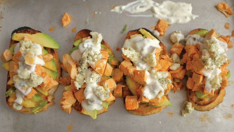 Buffalo Chicken Toasts