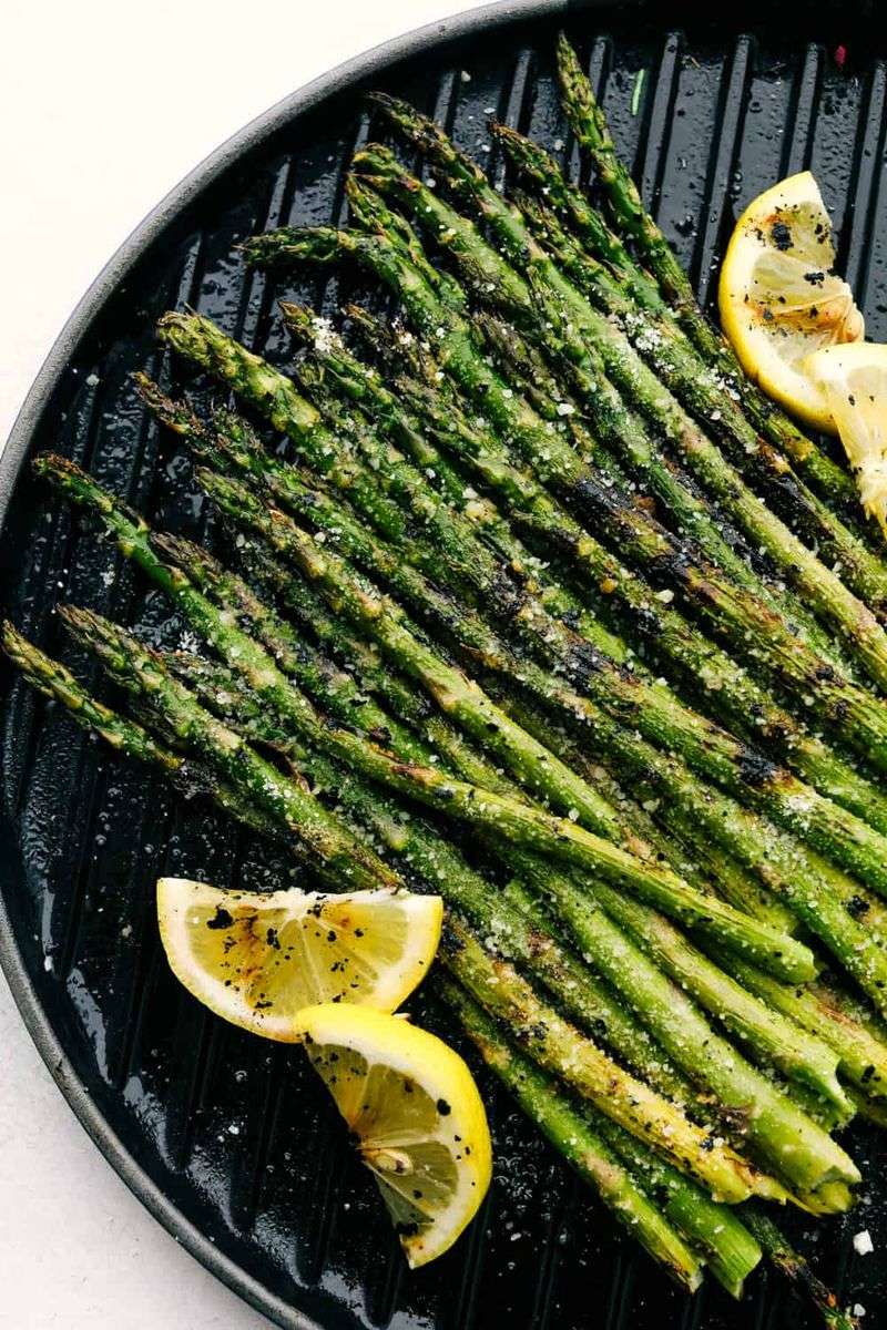 Garlic Parmesan Grilled Asparagus