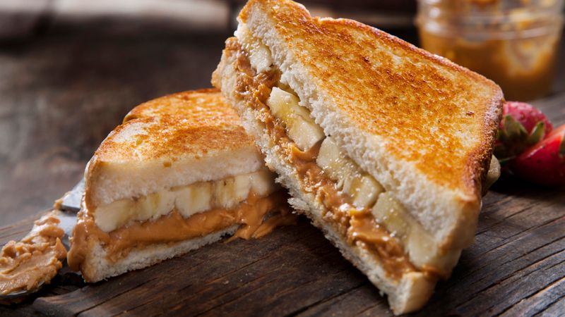 Elvis Presley – Peanut Butter and Banana Sandwich