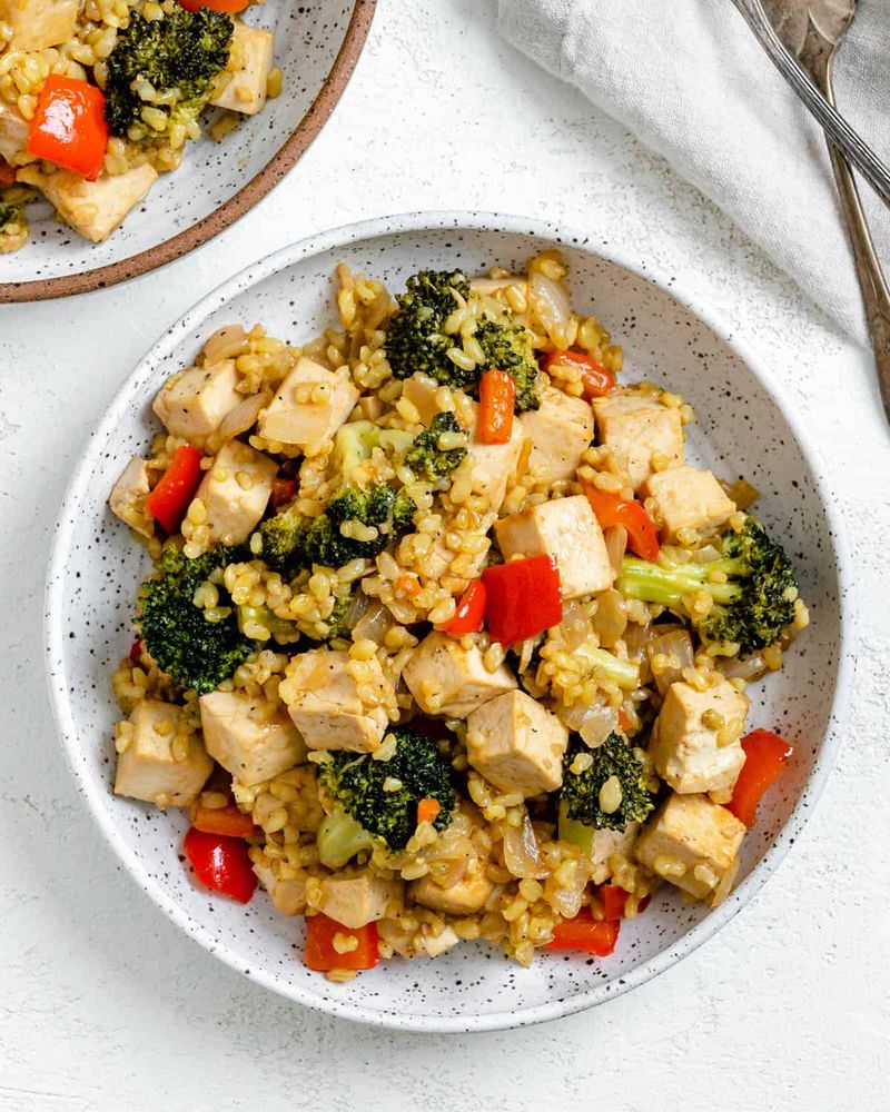 Brown Rice Stir-Fry with Tofu and Veggies