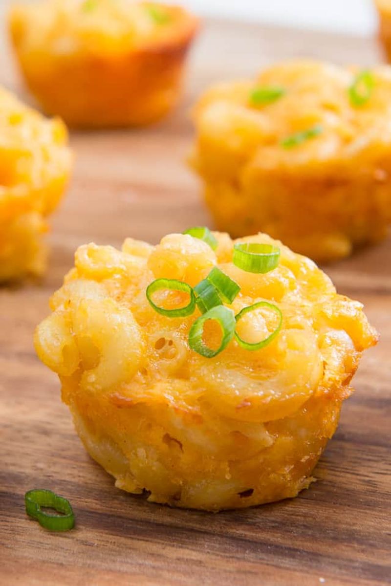 Mac & Cheese Muffins