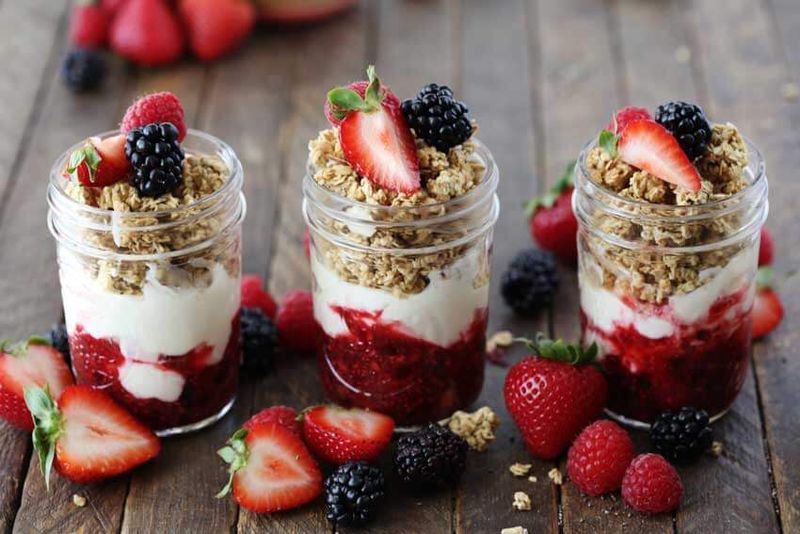 Yogurt Parfaits in Jars