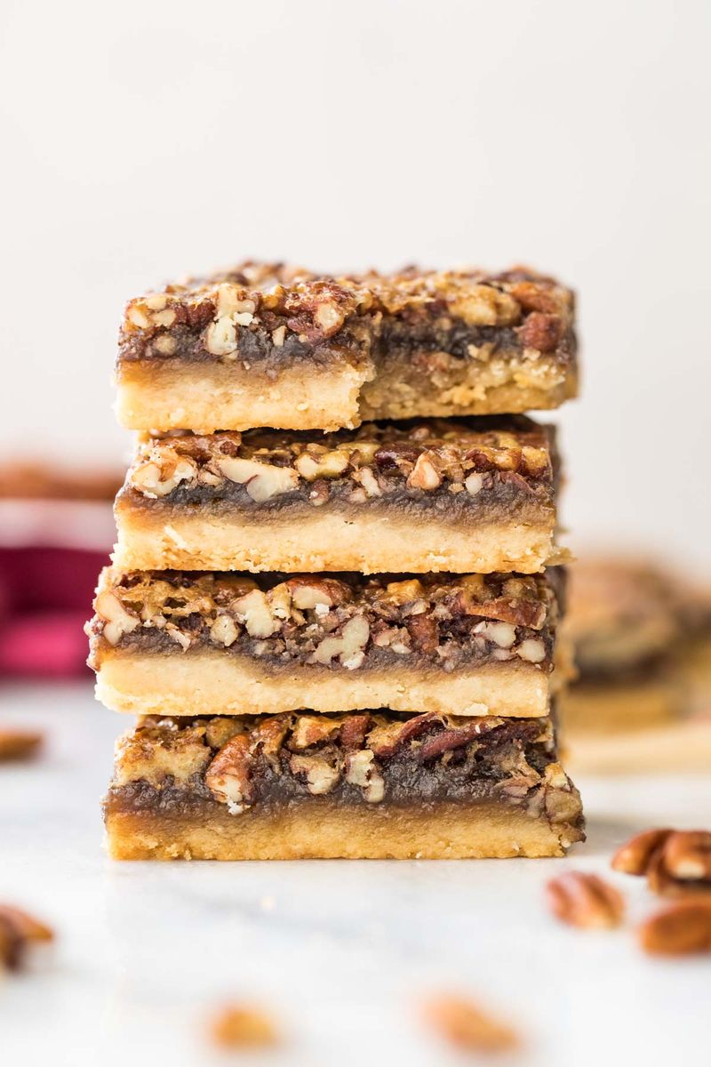 Pecan Pie Crumble Bars