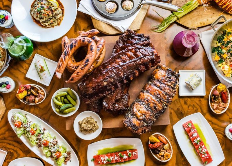 Las Vegas, NV – Buffet Plates