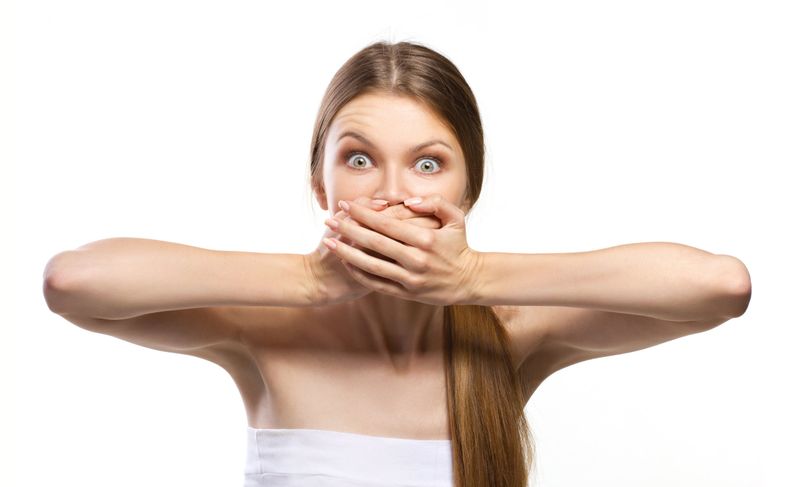 No Talking With Food in Mouth – Everywhere!