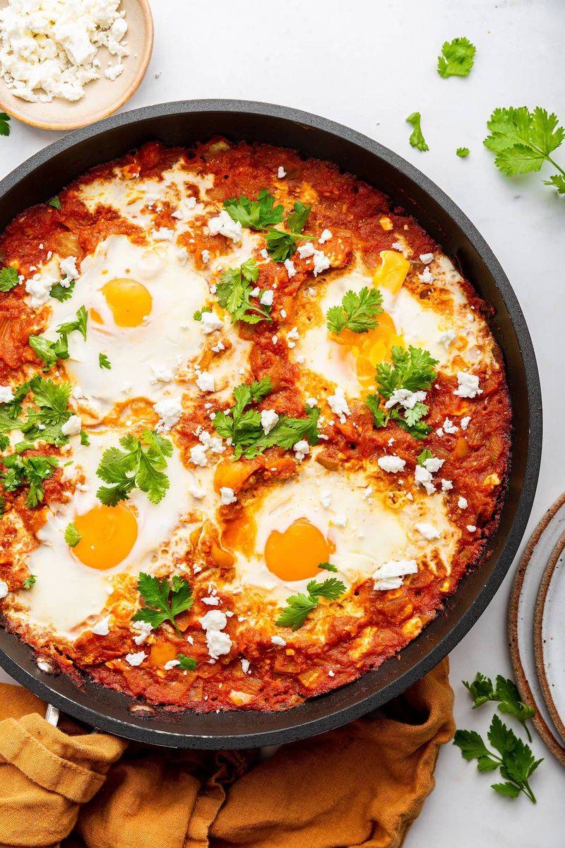Skillet Shakshuka (Eggs in Tomato Sauce)
