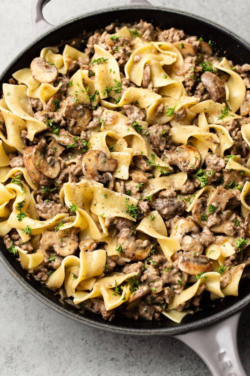 Skillet Ground Beef Stroganoff