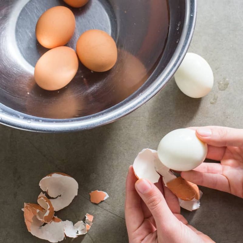 Use a Spoon to Peel Boiled Eggs