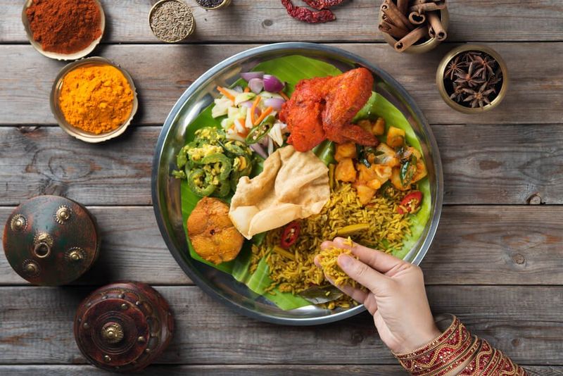 Don’t Use Your Left Hand – India, Middle East
