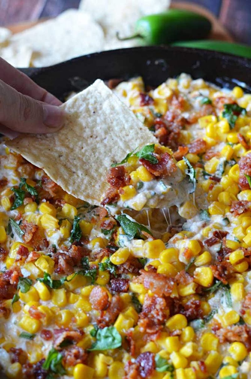 Cheesy Jalapeño Corn Dip