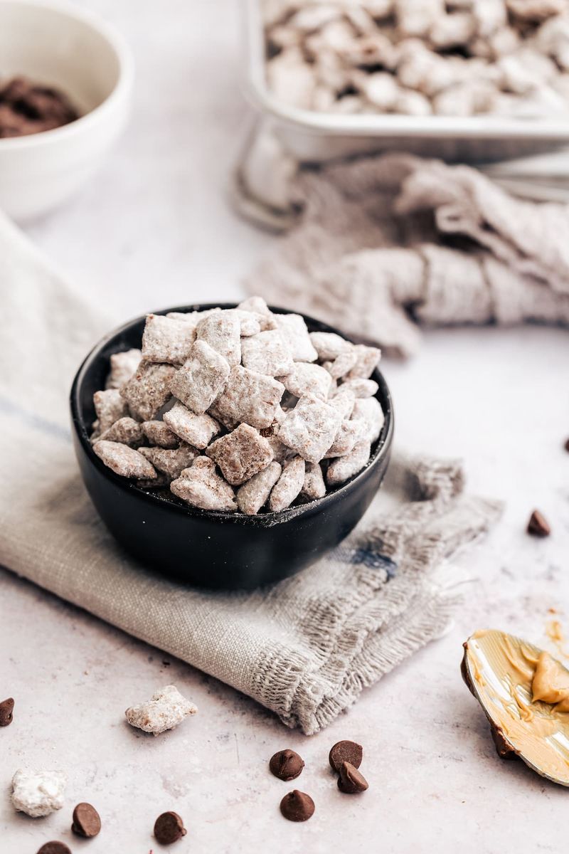 Chex Mix Muddy Buddies (Puppy Chow)