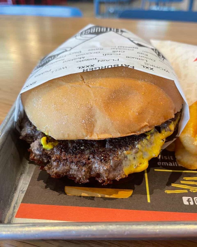 Fatburger XXXL Triple Kingburger