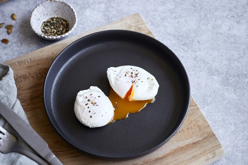 Use Vinegar When Poaching Eggs